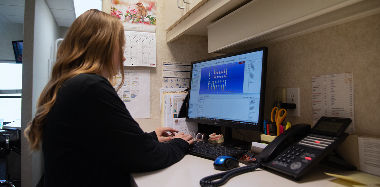 computer work on dental payment plans in Independence MO 
